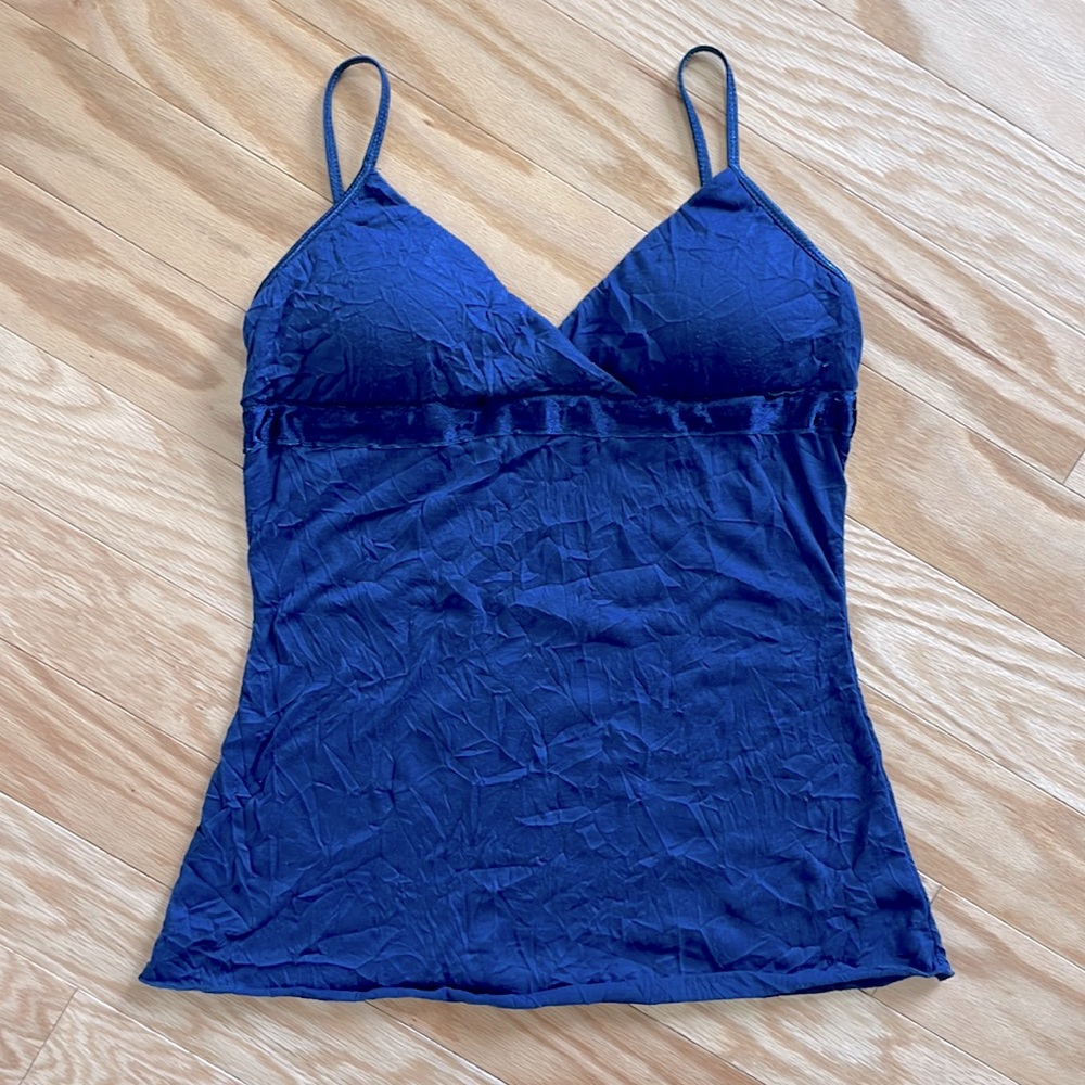 Charlotte Russe V-Neck Crinkle Babydoll Tank Top in Blue - Size: S
